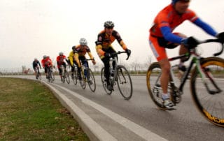 Military_cyclists_in_pace_line